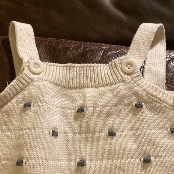 Cat and Jack romper - Picture 2 of 5